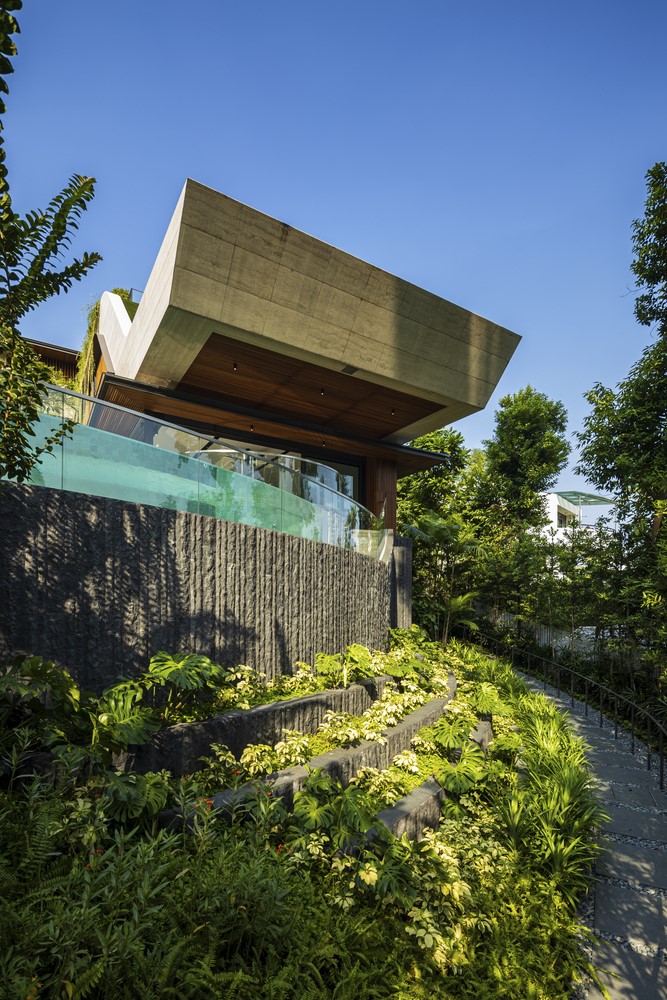 Water Garden House by Wallflower Architecture + Design in Tanglin, Singapore Water Garden House by Wallflower Architecture + Design in Tanglin, Singapore