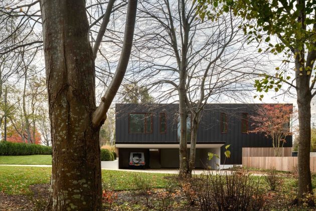 Watermill House by Office of Architecture on Long Island, New York