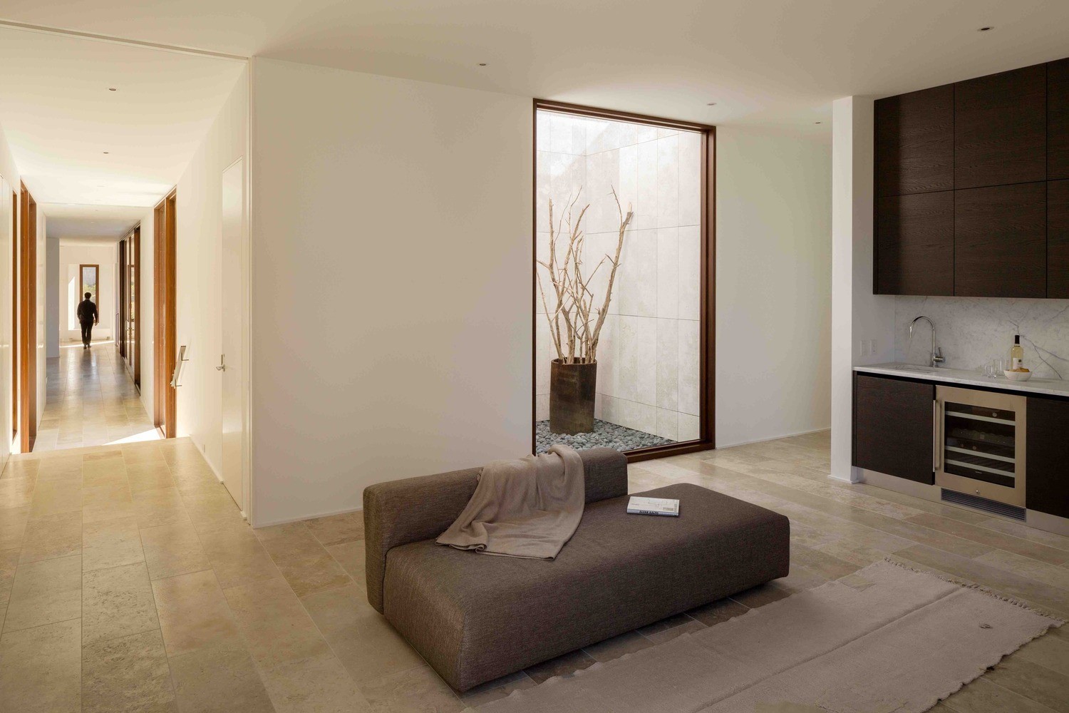 Watermill House by Office of Architecture on Long Island, New York Watermill House by Office of Architecture on Long Island, New York