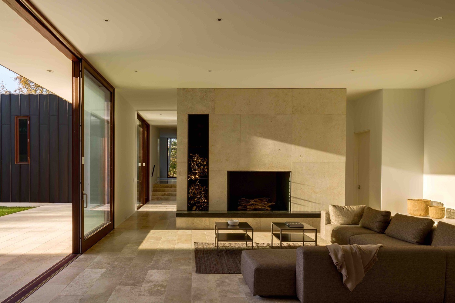 Watermill House by Office of Architecture on Long Island, New York Watermill House by Office of Architecture on Long Island, New York