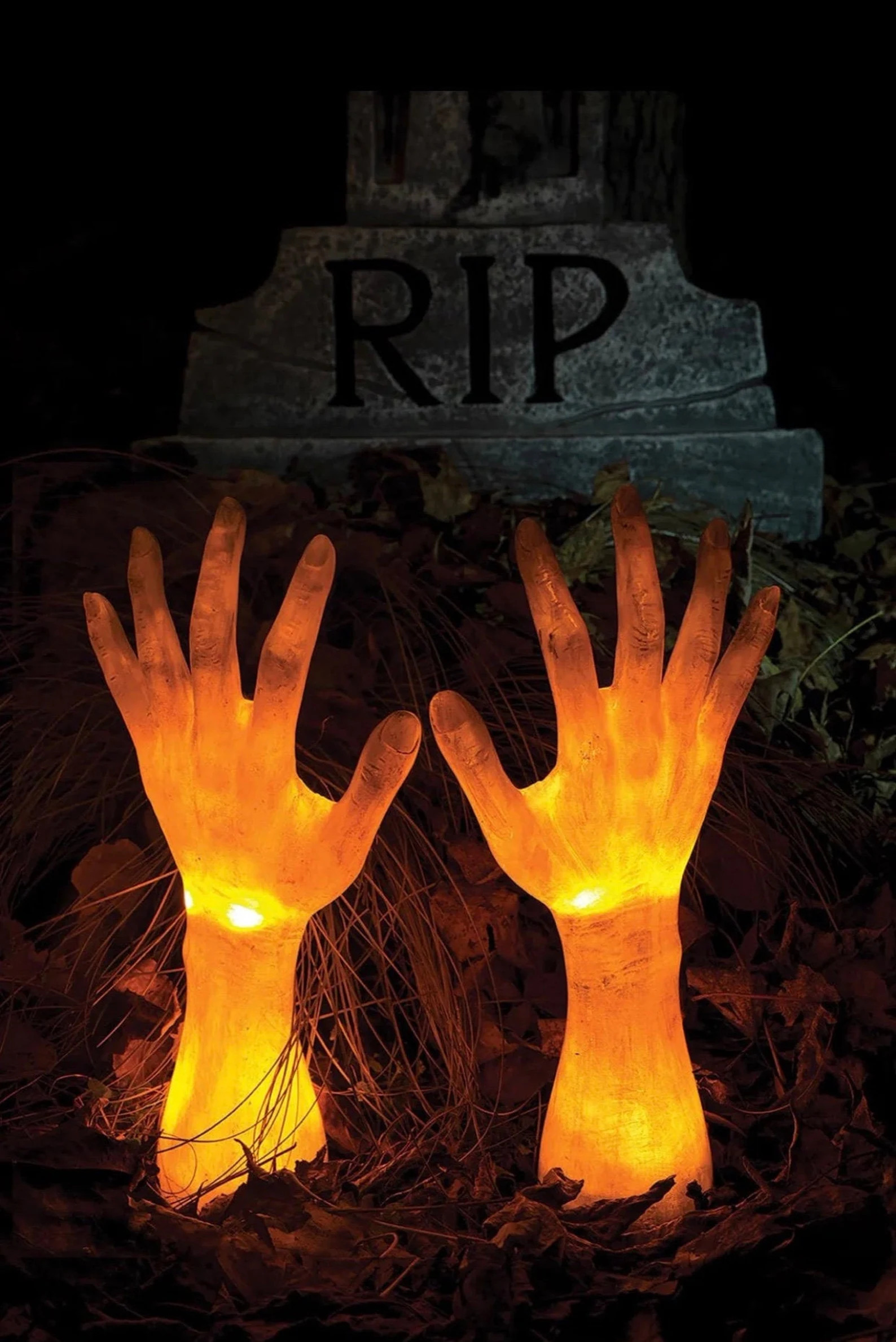 15 Spooktacular Halloween Sign Designs You Will Want To Put Up