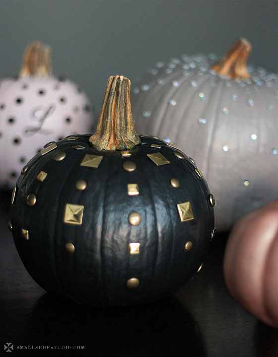 15 Super Cool DIY No Carve Pumpkin Decorations For Fall And Halloween