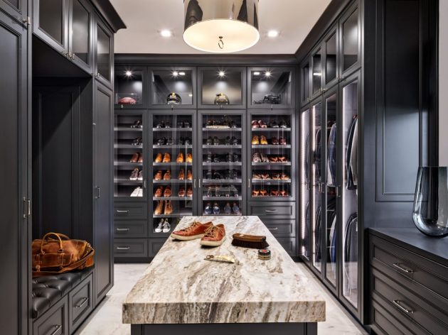 18 Grandiose Mediterranean Walk-In Closet Designs That Will Leave You ...