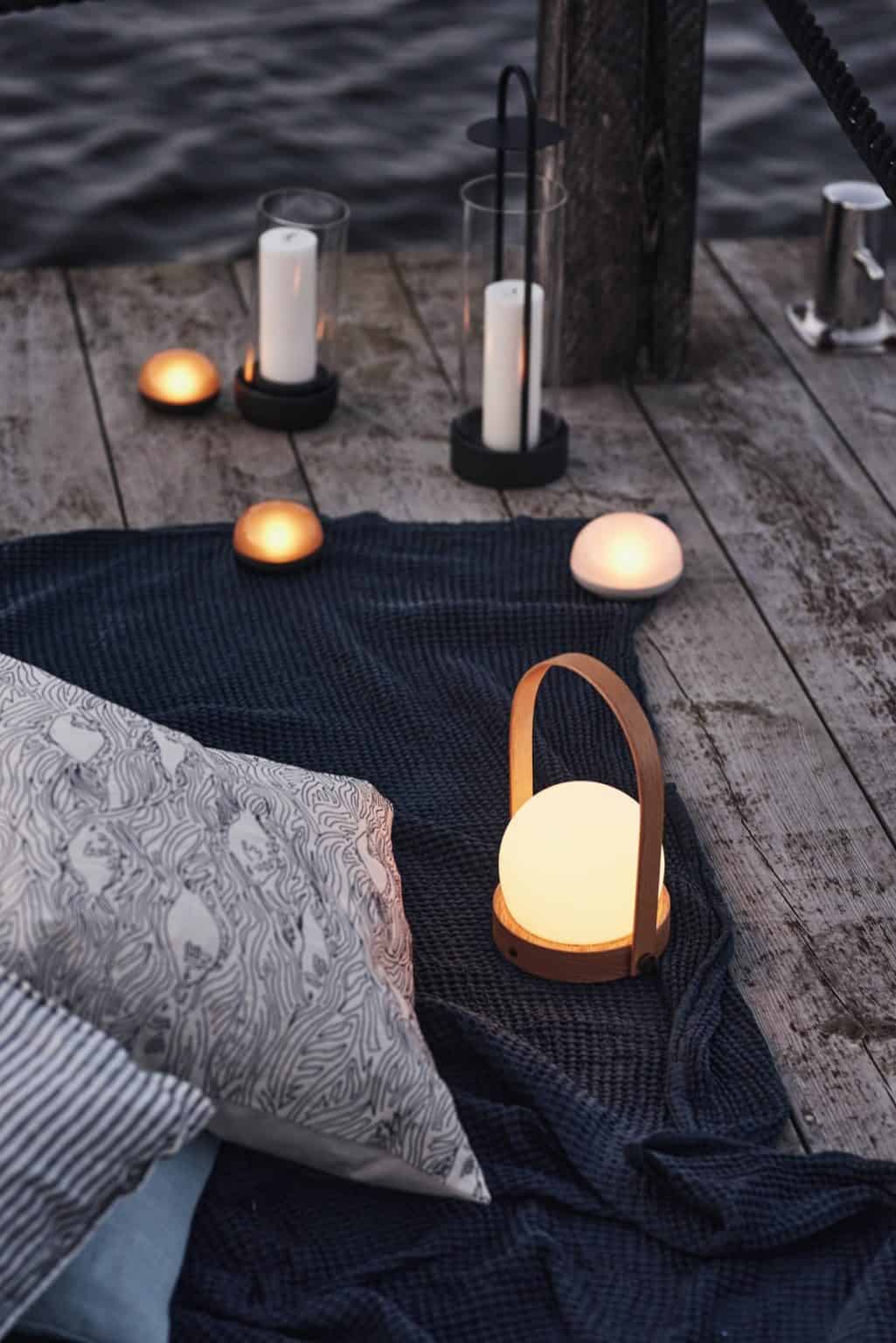 Carrie Lamp Limited Edition Natural oak
