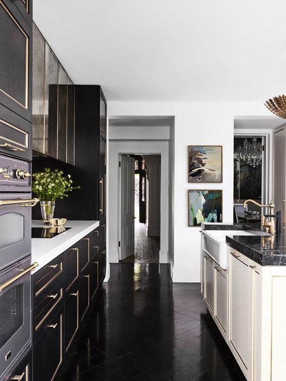 9 Ideas of Black Coating for Your Interior