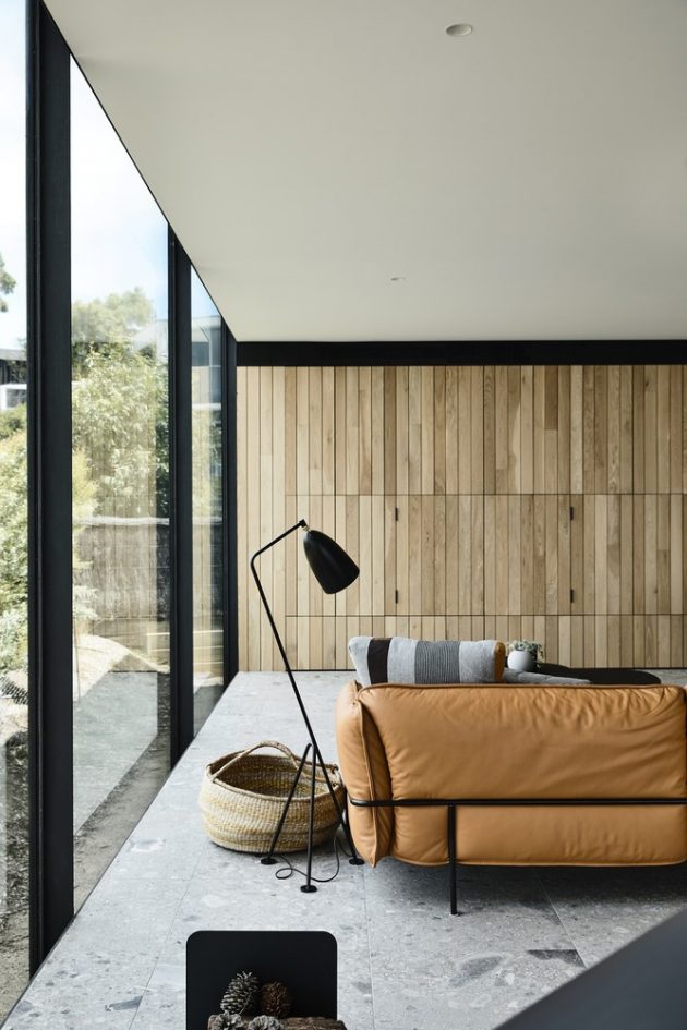 Bluff House by Rob Kennon Architects in Flinders, Australia