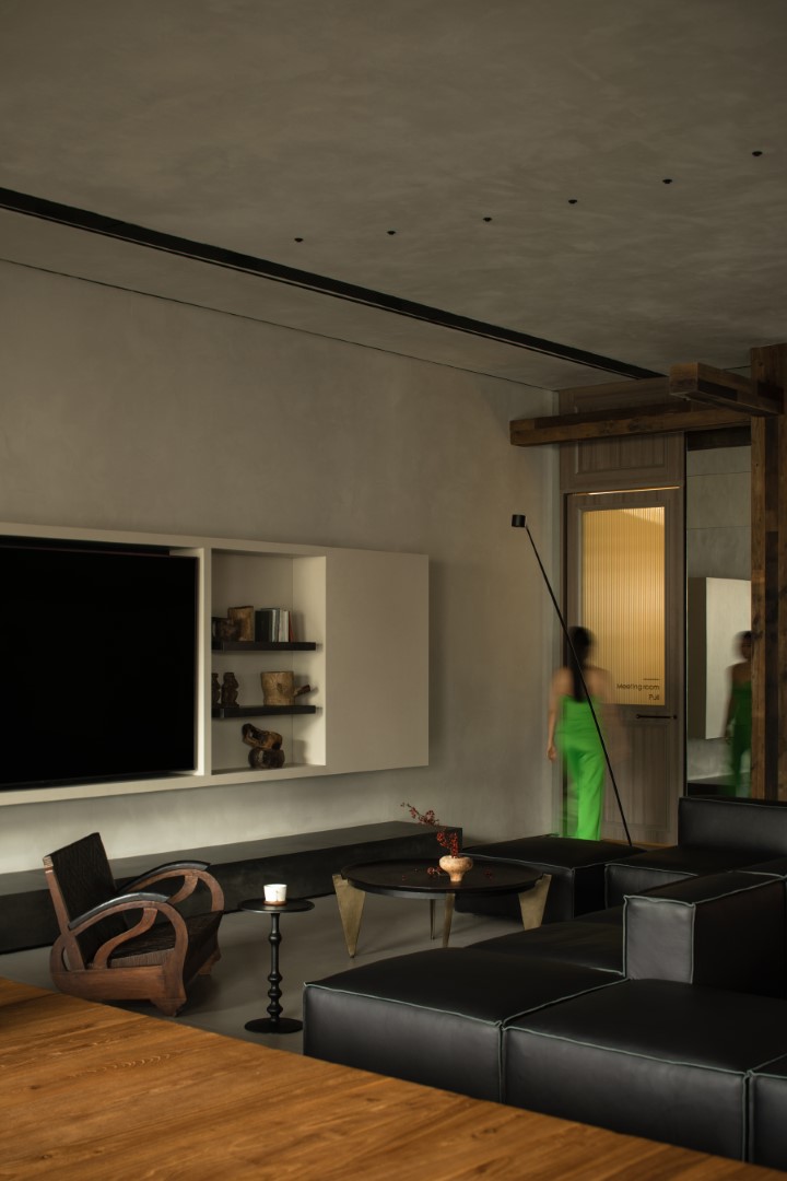 LITEX SURFACE Headquarters by JUMGO CREATIVE: A Flagship Store That Blends Brand Identity with Experiential Design LITEX SURFACE Headquarters by JUMGO CREATIVE: A Flagship Store That Blends Brand Identity with Experiential Design