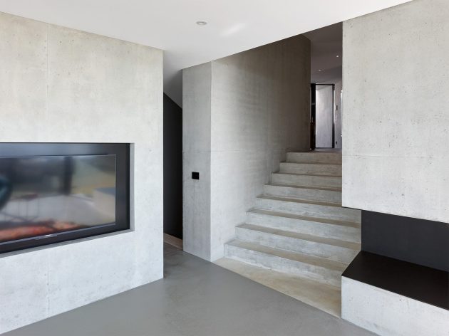 Muller Villa by Andrea Pelati Architecte in Cortaillod, Switzerland