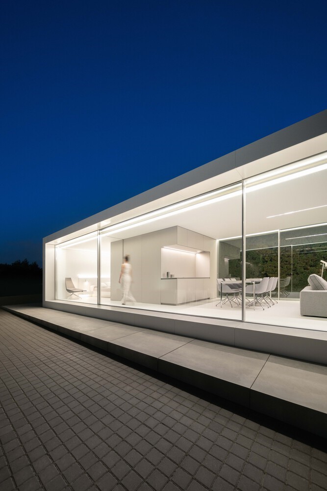 N70 NIU House by Fran Silvestre Arquitectos in Spain