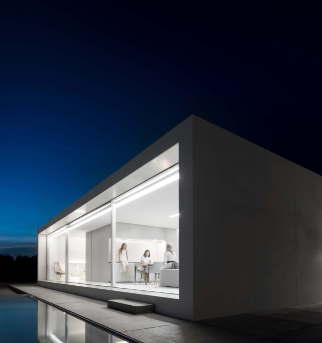 Casa N70 NIU por Fran Silvestre Arquitectos en España