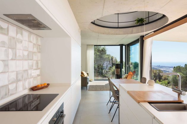 Premiá de Dalt House by ALVMTR + Alejandro Suarez in Barcelona, Spain