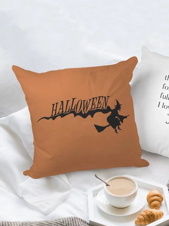 Cushions to decorate the house in the month of October and prepare the spirit for the Halloween party