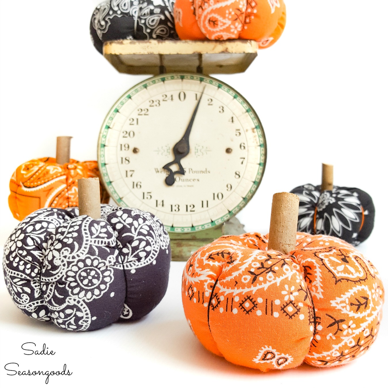 16 Wicked Halloween Crafts You Need To Make Now