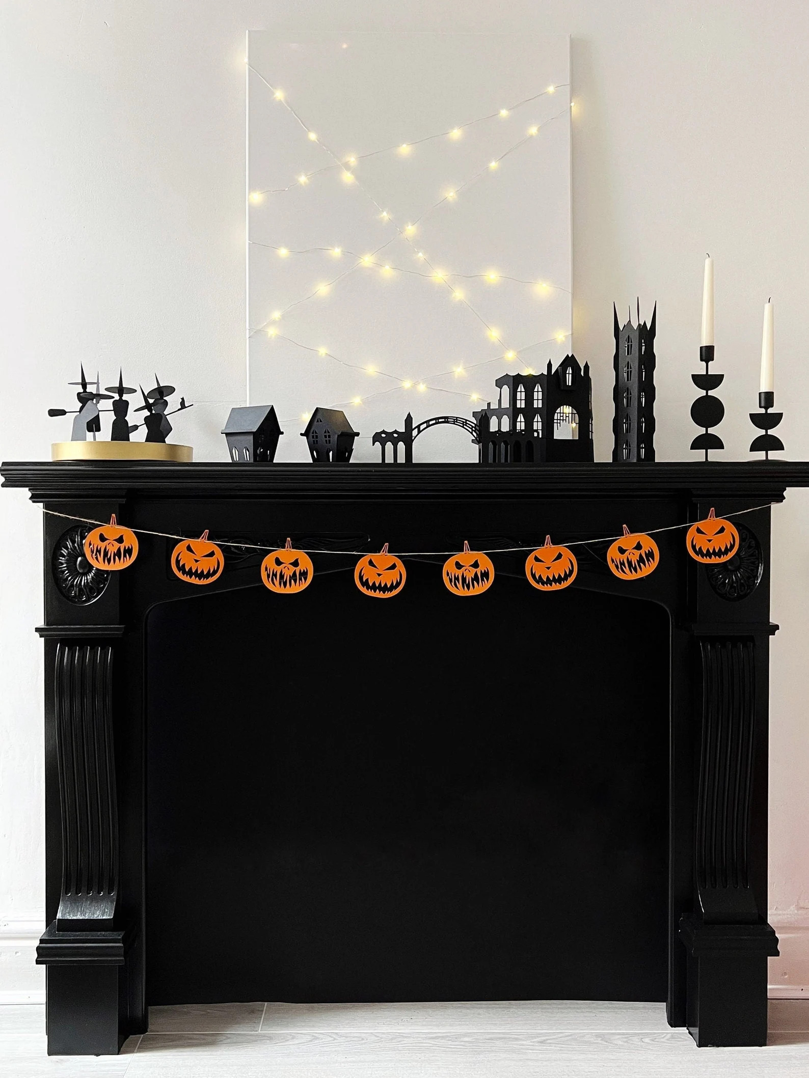 17 Spooktastic Halloween Garland Designs You Will Want