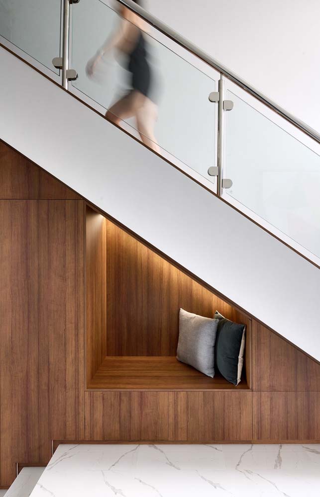 Perfect Ideas for Having Closet Under the Stairs Perfect Ideas for Having Closet Under the Stairs