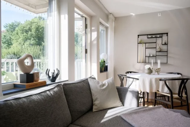 Seasonal black and white monochrome decor