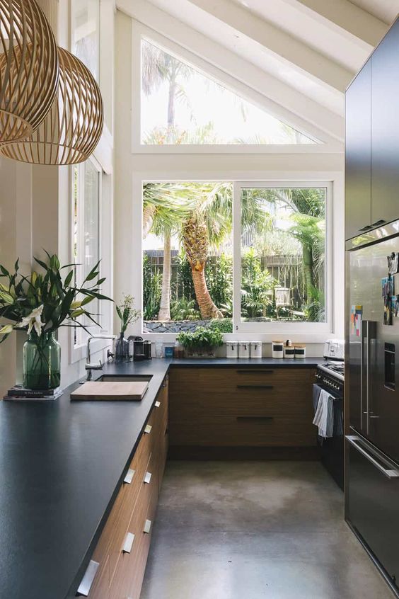 Beautiful Decor Ideas Of Kitchen With Window