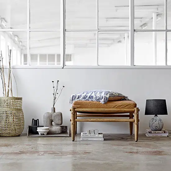 Authentic and Modern Leather Pouffes You Must Have