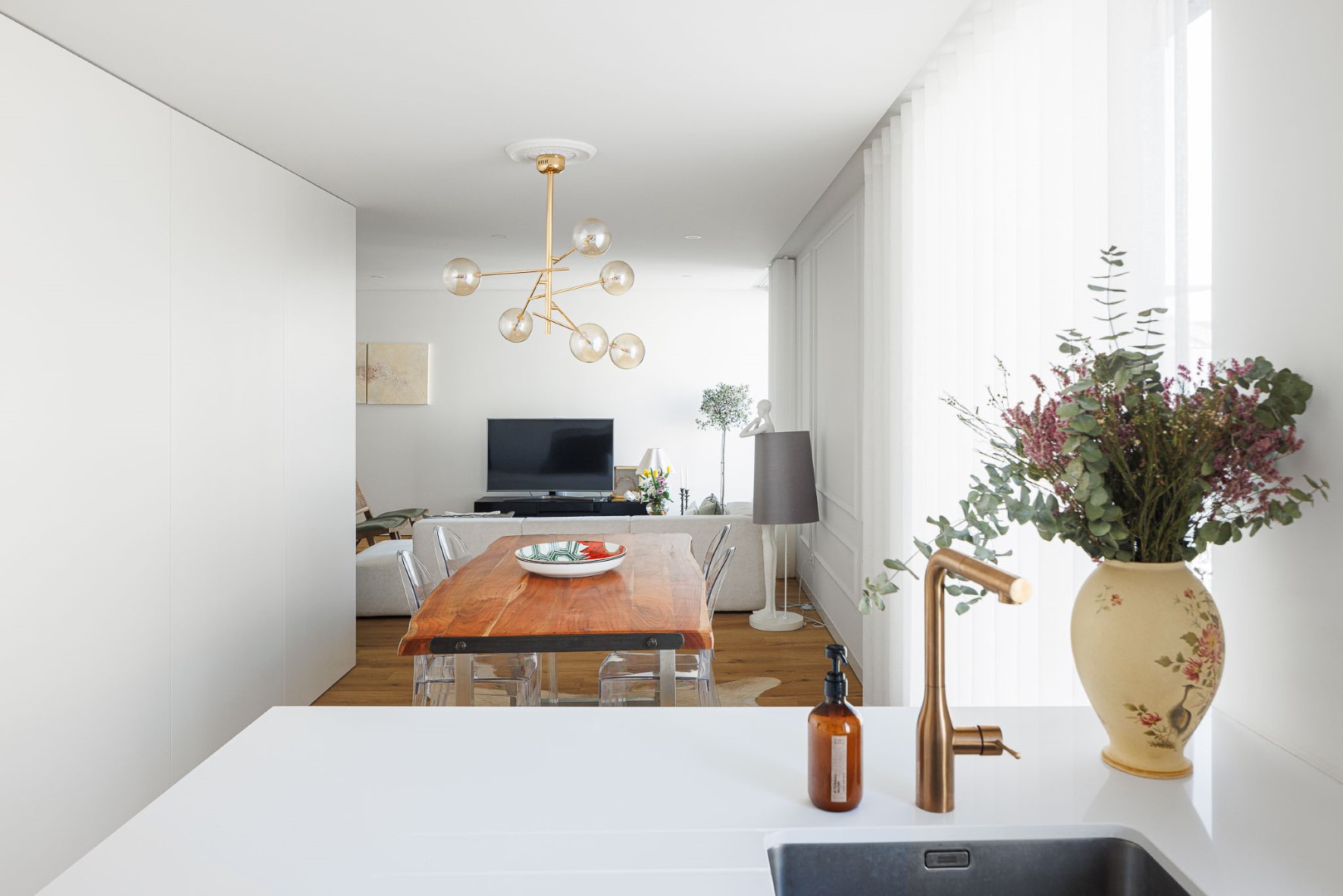 5ª Avenida by Mario Alves Arquiteto in Aveiro, Portugal 5ª Avenida by Mario Alves Arquiteto in Aveiro, Portugal