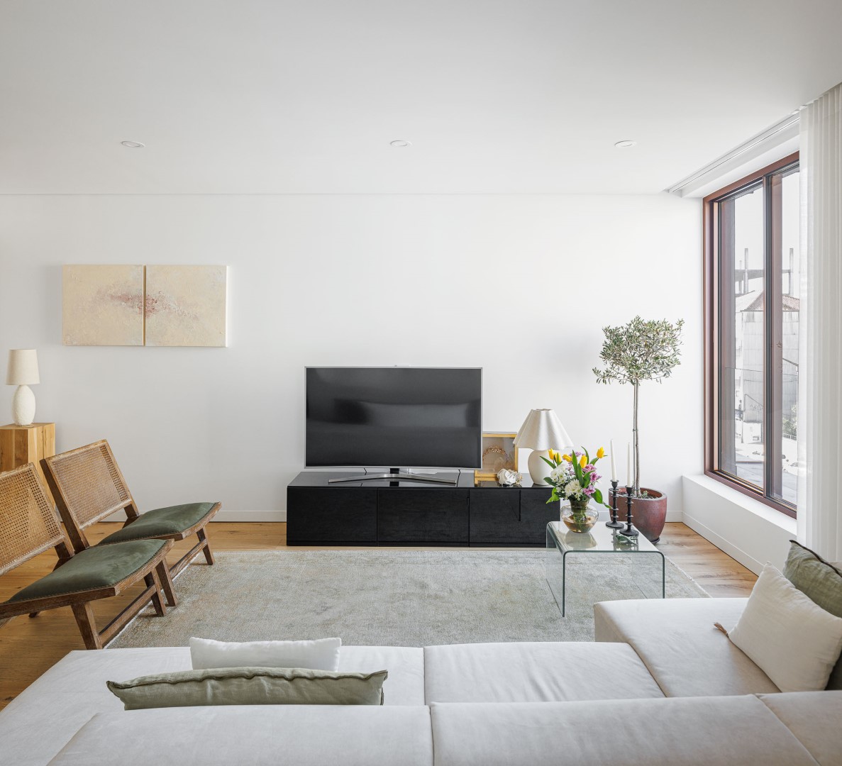 5ª Avenida by Mario Alves Arquiteto in Aveiro, Portugal 5ª Avenida by Mario Alves Arquiteto in Aveiro, Portugal