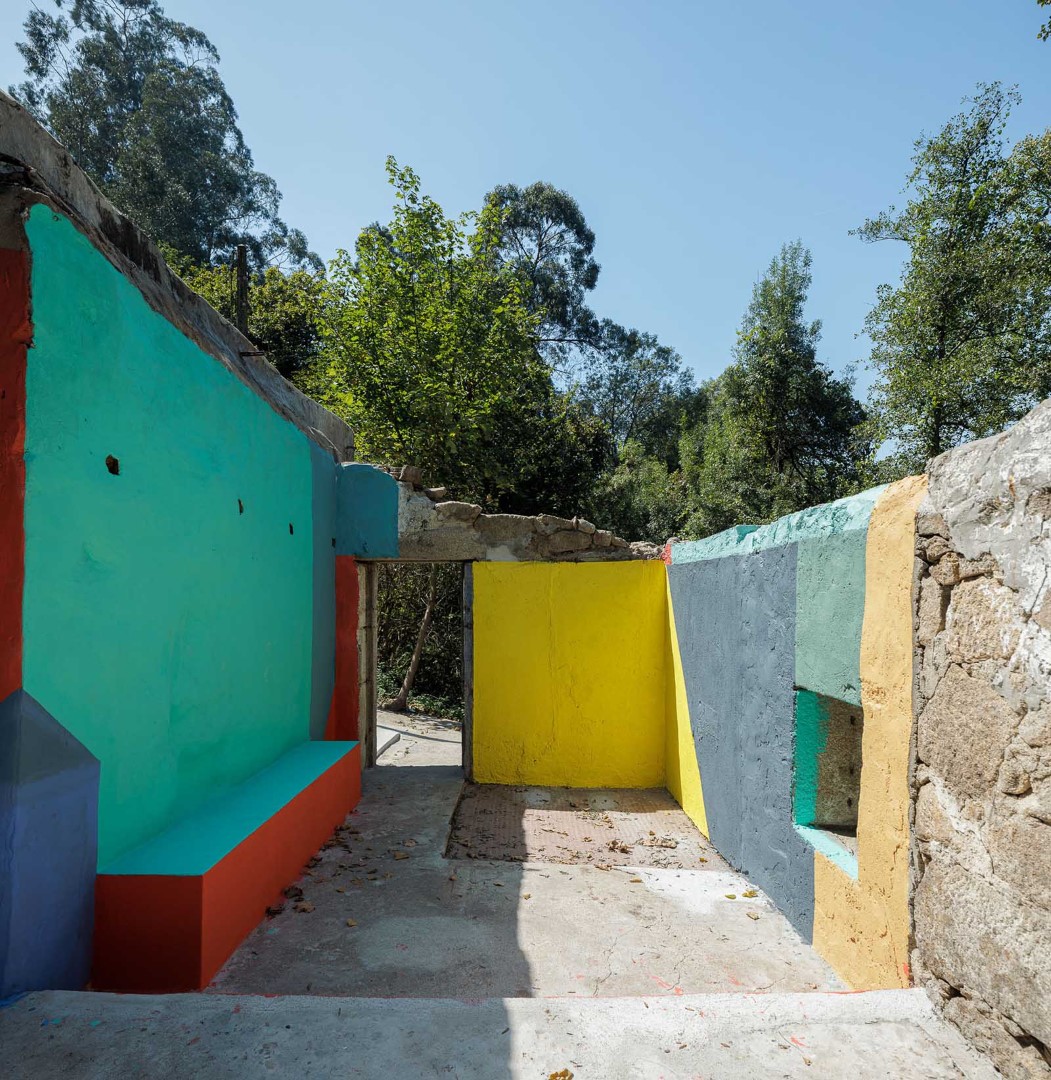 Escadinhas Footpaths by Paulo Moreira Architectures & Verkron Art Collective in Portugal Escadinhas Footpaths by Paulo Moreira Architectures & Verkron Art Collective in Portugal