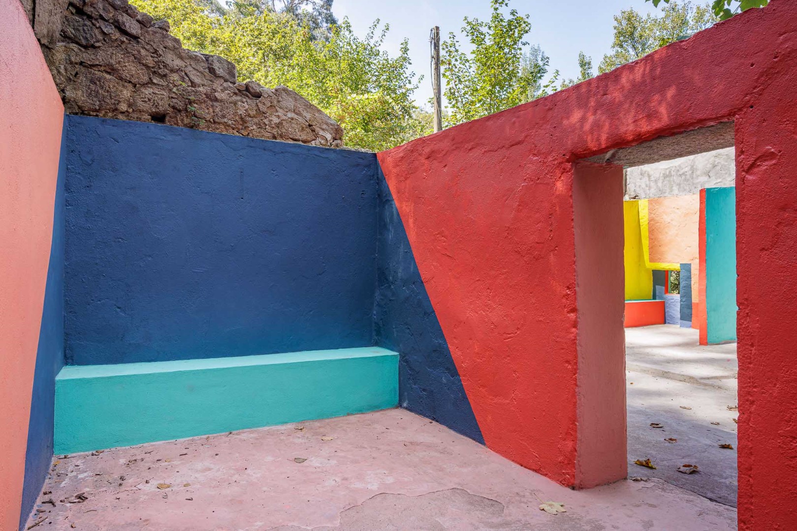 Escadinhas Footpaths by Paulo Moreira Architectures & Verkron Art Collective in Portugal Escadinhas Footpaths by Paulo Moreira Architectures & Verkron Art Collective in Portugal