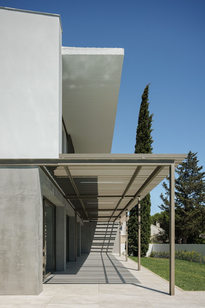 Houses in the Pine Forest by PK Arquitetos in Estoril, Portugal Houses in the Pine Forest by PK Arquitetos in Estoril, Portugal