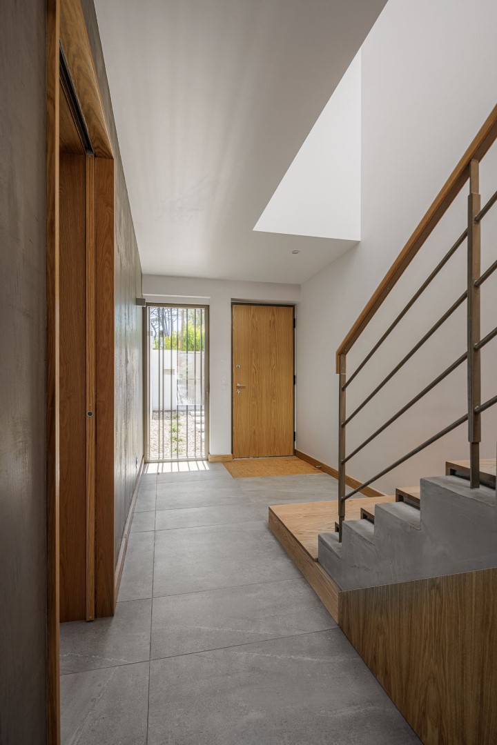 Houses in the Pine Forest by PK Arquitetos in Estoril, Portugal Houses in the Pine Forest by PK Arquitetos in Estoril, Portugal