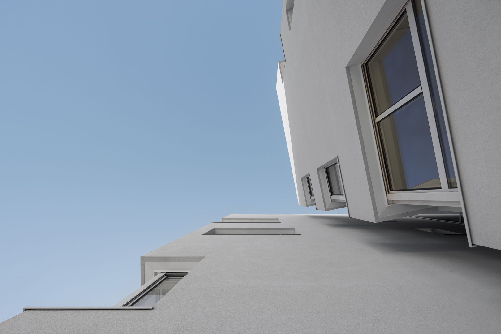 Nova Rio Housing in Portugal - Two volumes that dialogue with each other Nova Rio Housing in Portugal - Two volumes that dialogue with each other