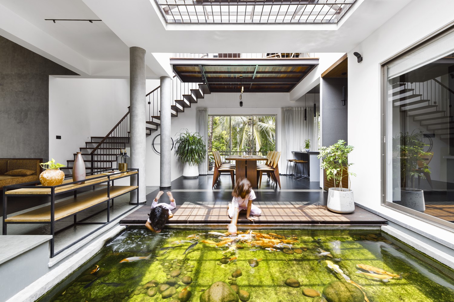 The Hidden House by Aslam Sham Architects in Kozhikode, India The Hidden House by Aslam Sham Architects in Kozhikode, India