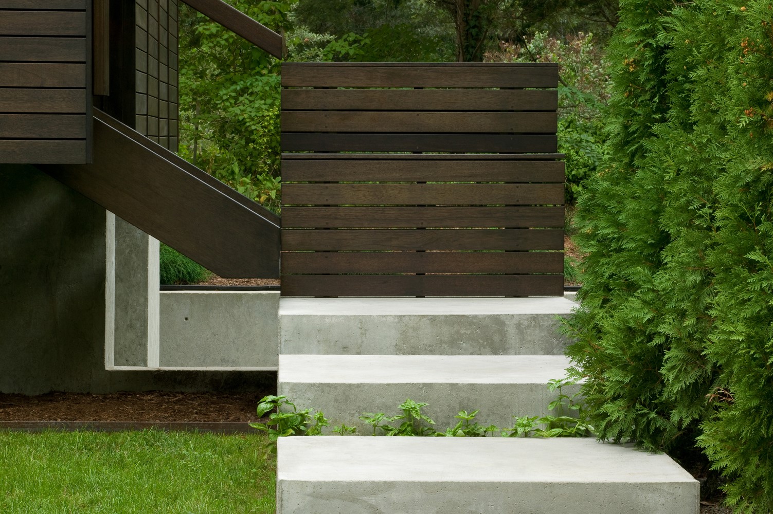 VH R-10 G House by Architecture-Infrastructure-Research in Tisbury, Massachusetts VH R-10 G House by Architecture-Infrastructure-Research in Tisbury, Massachusetts