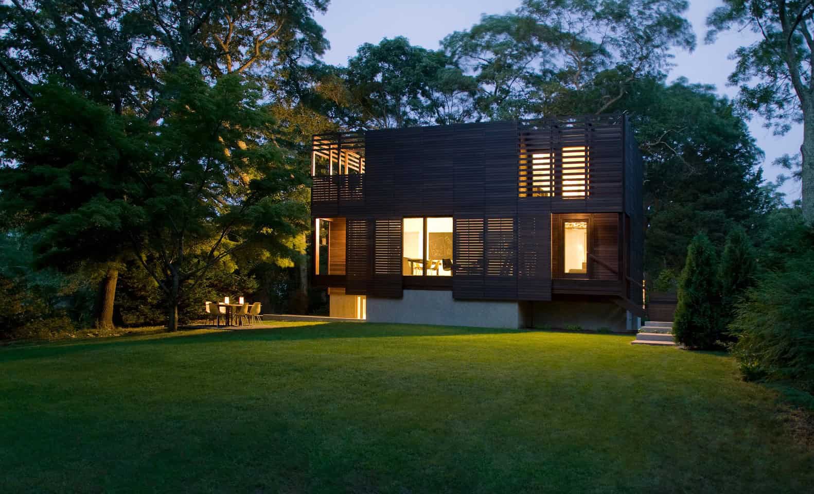 VH R-10 G House by Architecture-Infrastructure-Research in Tisbury, Massachusetts