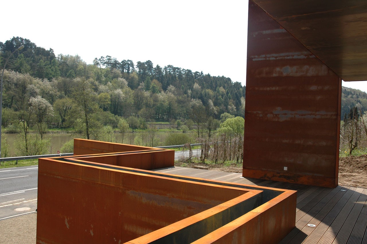 Wurth House in Wormeldange by HVP in Luxembourg Wurth House in Wormeldange by HVP in Luxembourg