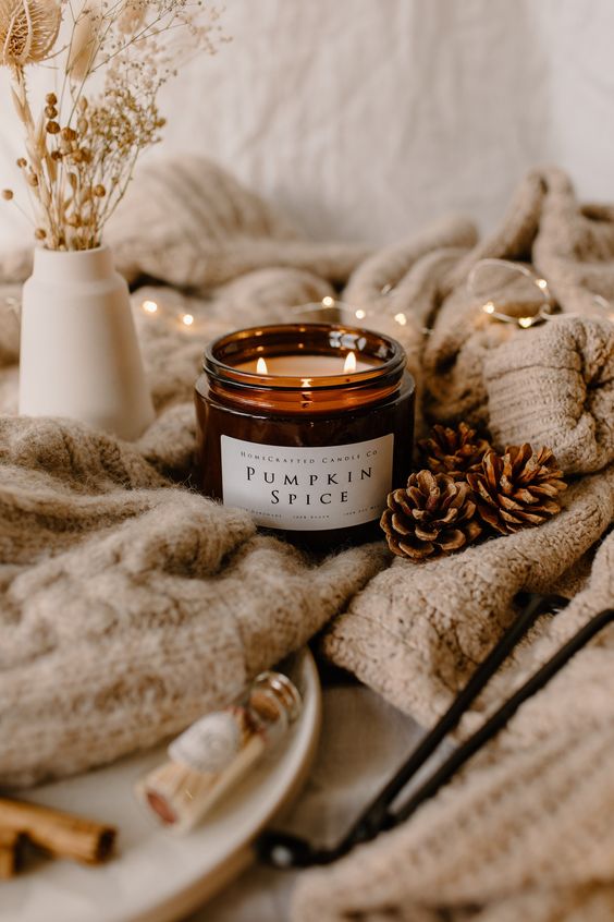 The scented candles give you the right autumn and Christmas spirit