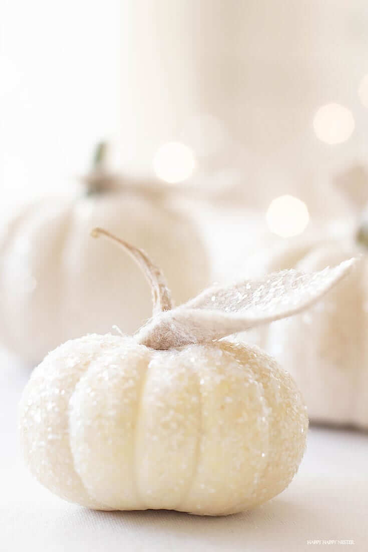 15 Awesome DIY Painted Pumpkins You Can Add To Your Thanksgiving Décor