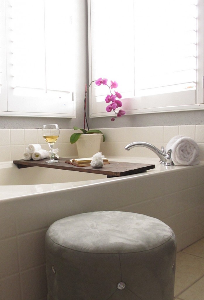 15 Wonderful DIY Bathroom Ideas You Can Craft In No Time