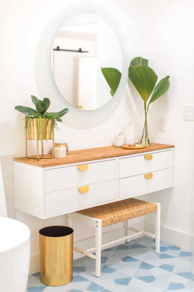 15 Wonderful DIY Bathroom Ideas You Can Craft In No Time