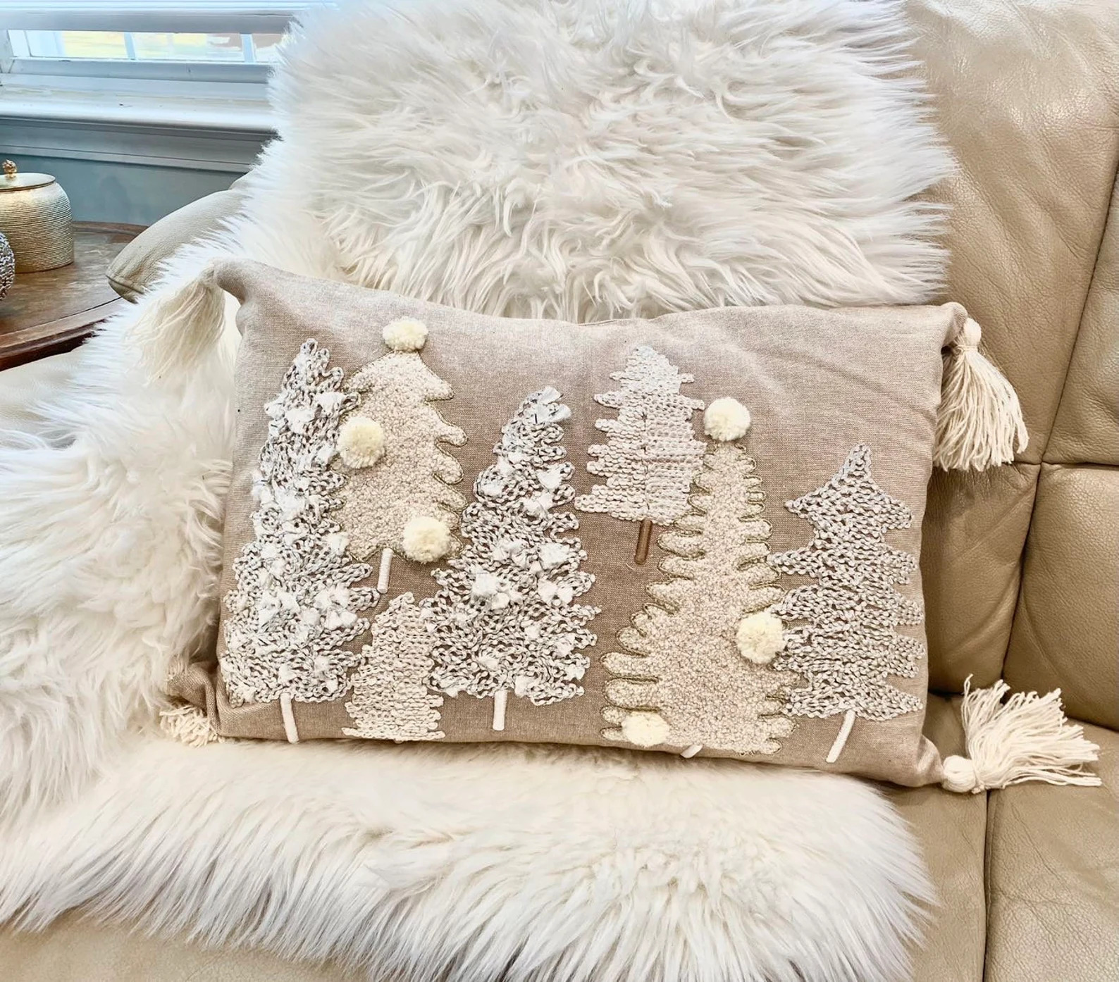 17 Merry & Bright Christmas Pillow Cover Designs You Will Want