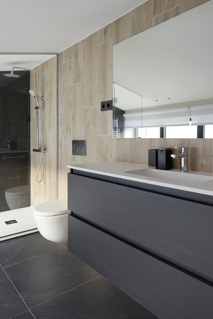 18 Amazing Scandinavian Bathroom Interior Designs