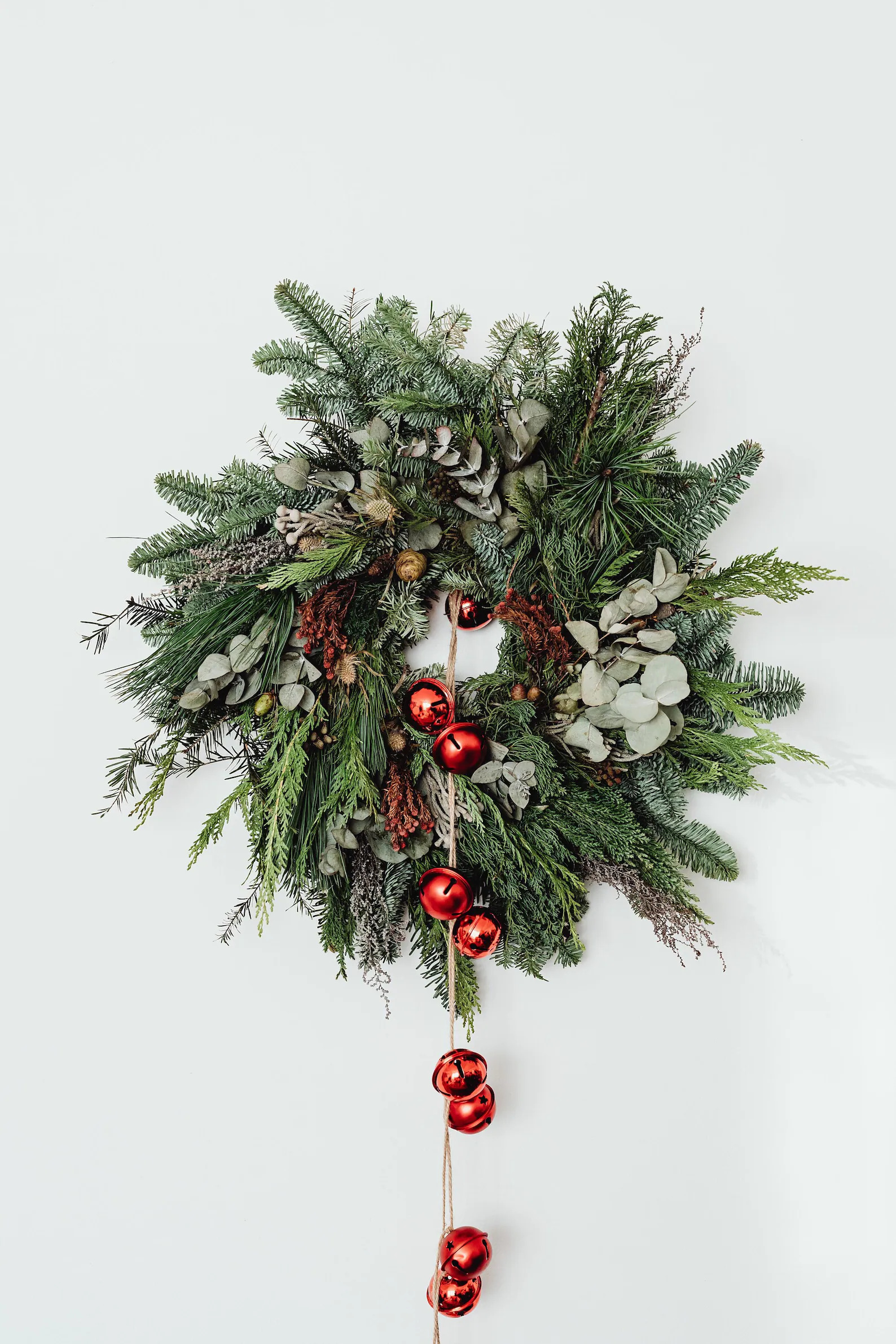 18 Wonderful Christmas Wreath Designs You Should Consider Now