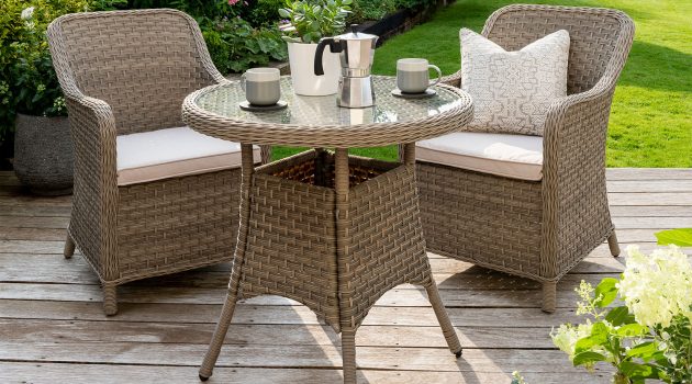 4 Outdoor Table and Chair Sets That Will Up Your Backyard Game