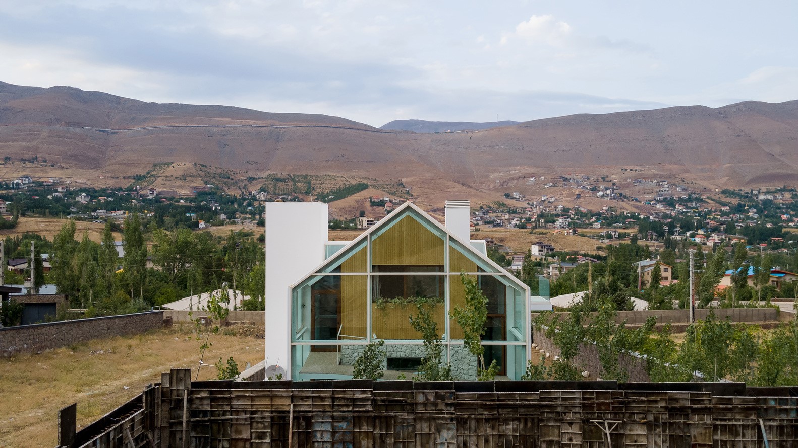 Dasht e Chehel Villa by 35-51 Architecture Office in Mosha, Iran Dasht e Chehel Villa by 35-51 Architecture Office in Mosha, Iran