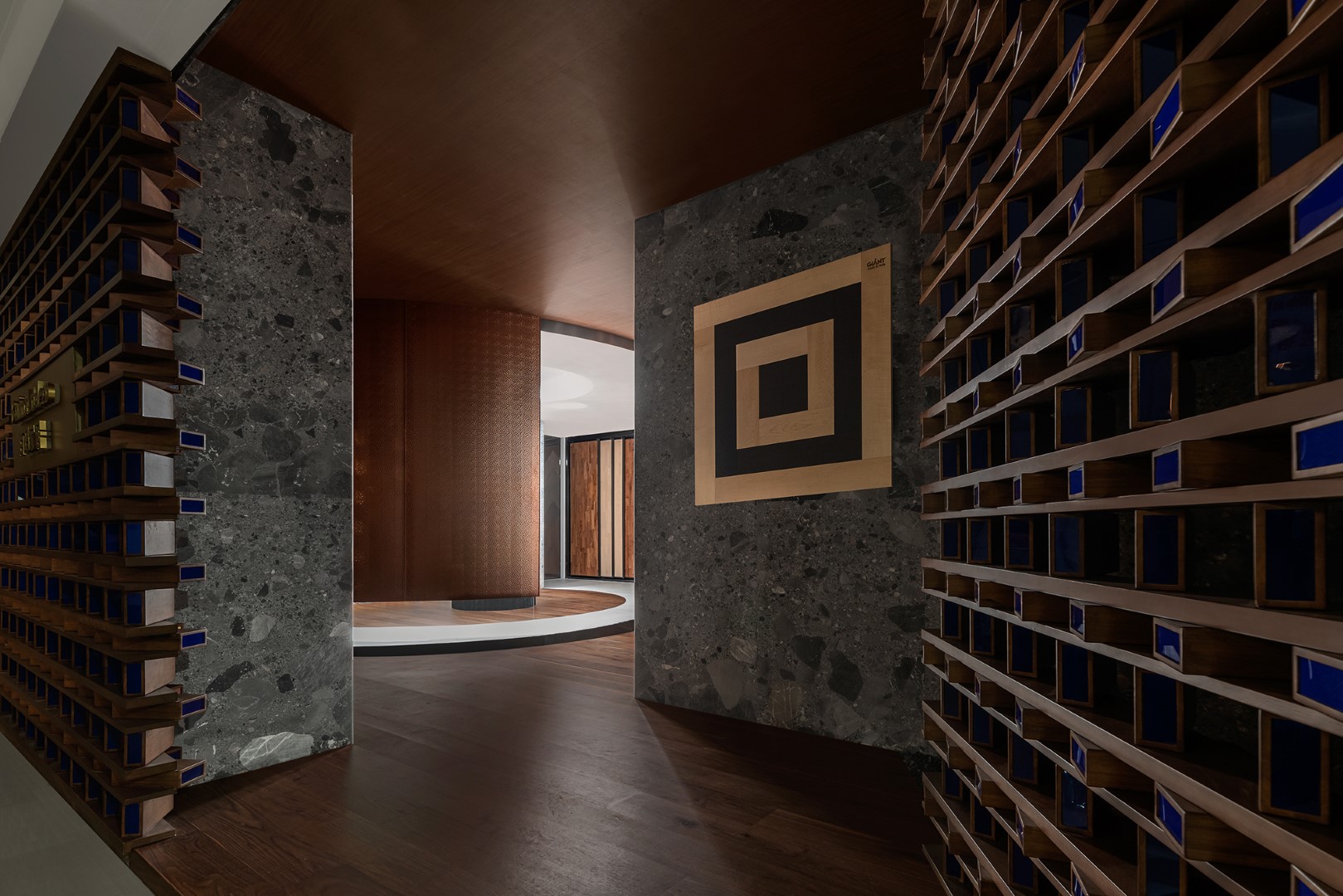 GIANT Floor Exhibition Hall by DHB Design in Chengdu, China GIANT Floor Exhibition Hall by DHB Design in Chengdu, China