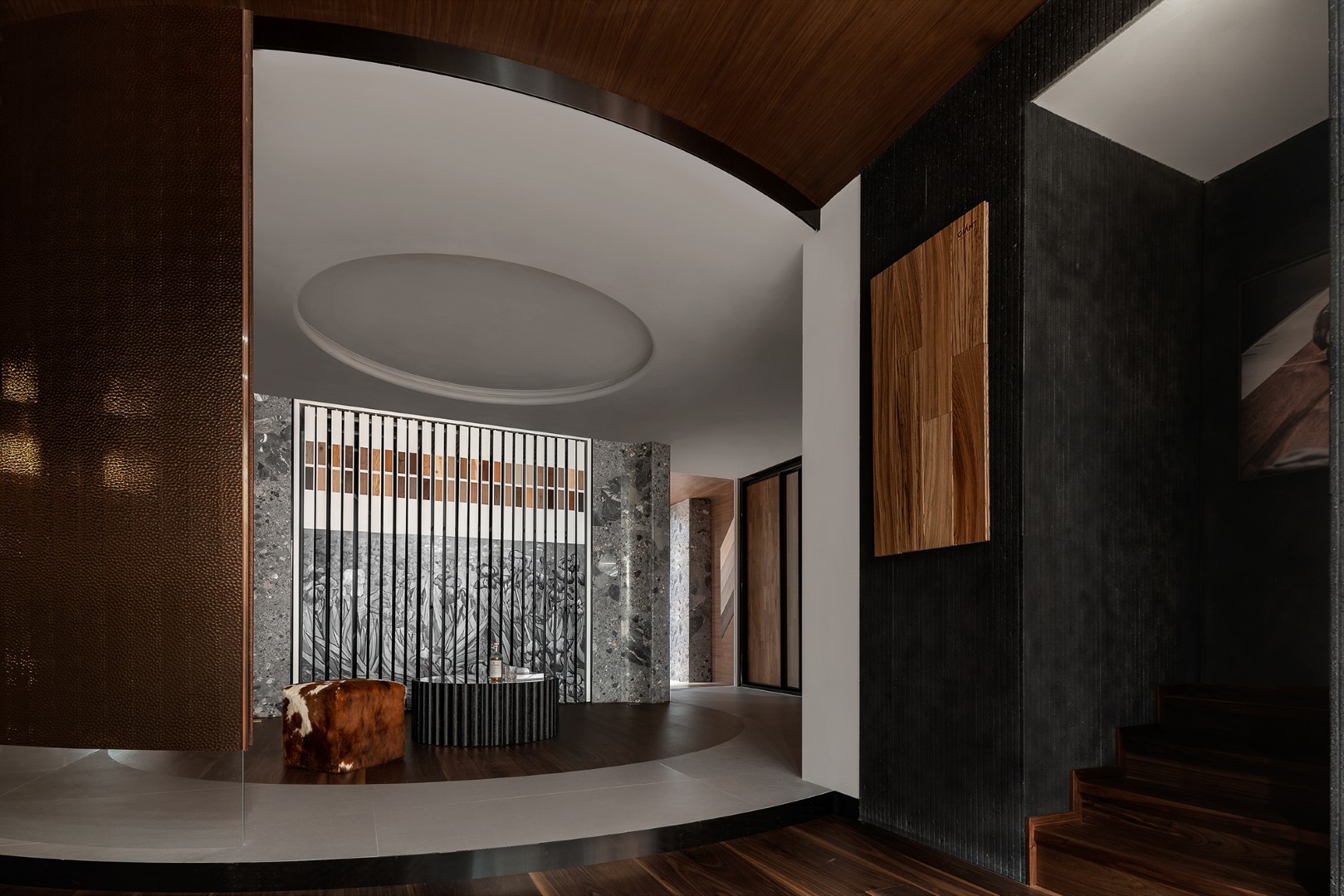 GIANT Floor Exhibition Hall by DHB Design in Chengdu, China GIANT Floor Exhibition Hall by DHB Design in Chengdu, China