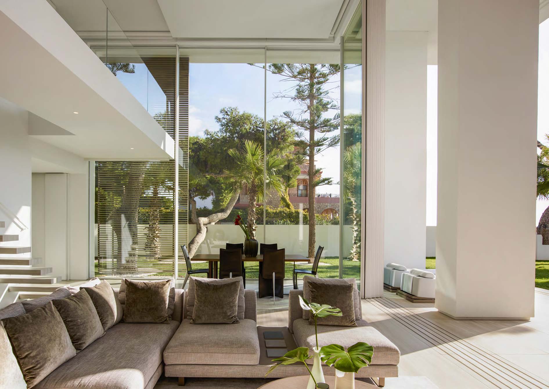 Glyfada / SAOTA & ARRCC / Greece Glyfada / SAOTA & ARRCC / Greece