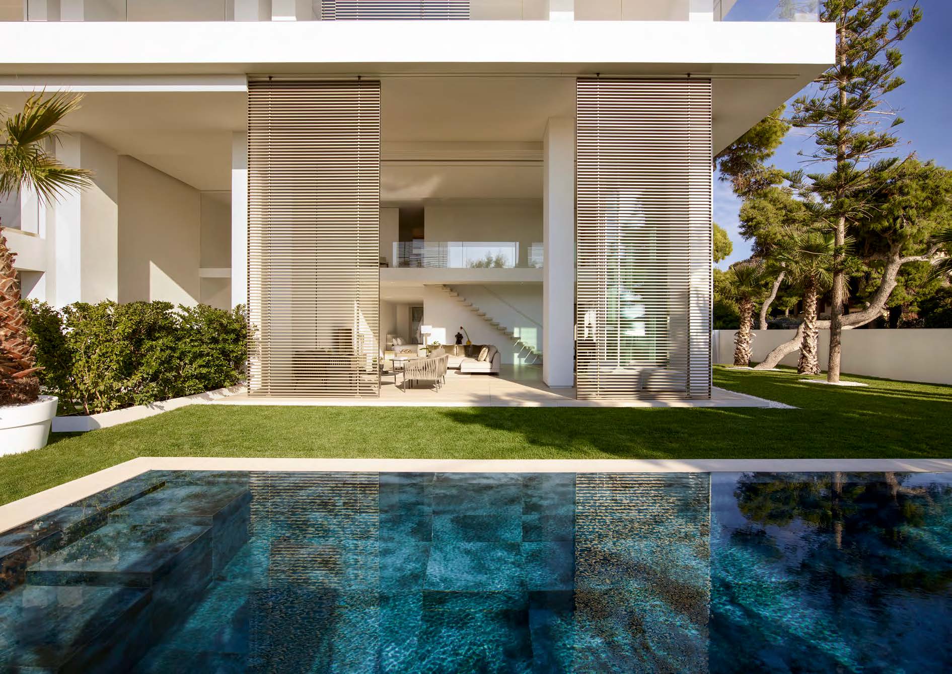 Glyfada / SAOTA & ARRCC / Greece Glyfada / SAOTA & ARRCC / Greece