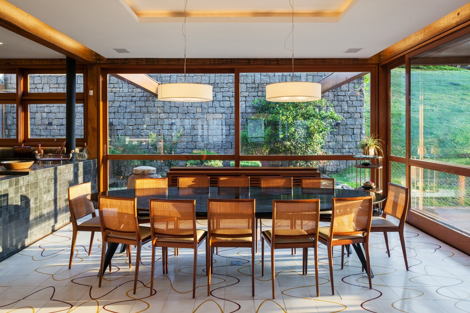 Grid House by FGMF in Brazil Grid House by FGMF in Brazil