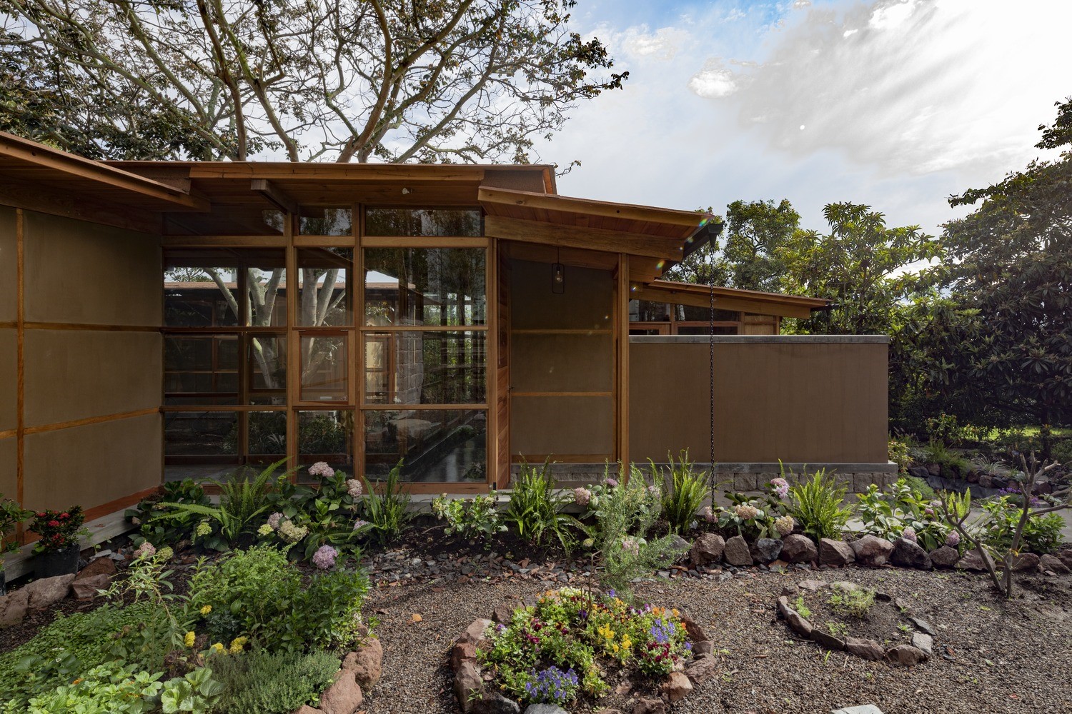 House Among Trees / El Sindicato Arquitectura / Ecuador House Among Trees / El Sindicato Arquitectura / Ecuador