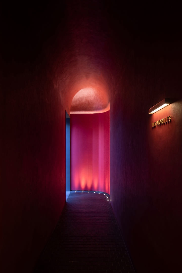 Les Morilles French Restaurant by Tanzo Space Design – A Parisian Dining Experience Along Beijing’s Liangma River Les Morilles French Restaurant by Tanzo Space Design – A Parisian Dining Experience Along Beijing’s Liangma River