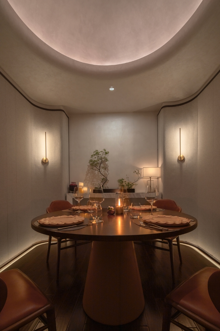 Les Morilles French Restaurant by Tanzo Space Design – A Parisian Dining Experience Along Beijing’s Liangma River Les Morilles French Restaurant by Tanzo Space Design – A Parisian Dining Experience Along Beijing’s Liangma River